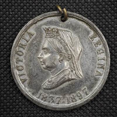 【淘币小摊】限时拍第八百一十六拍  纪念章场  满百包邮可预留两周  周一统一发货  -  英国1897年维多利亚登基60周年纪念章直径38mm
