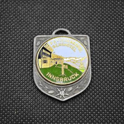 【淘币小摊】限时拍第八百一十六拍  纪念章场  满百包邮可预留两周  周一统一发货  -  奥地利因斯布鲁克帕切尔科费尔山酒店纪念章直径31mm
