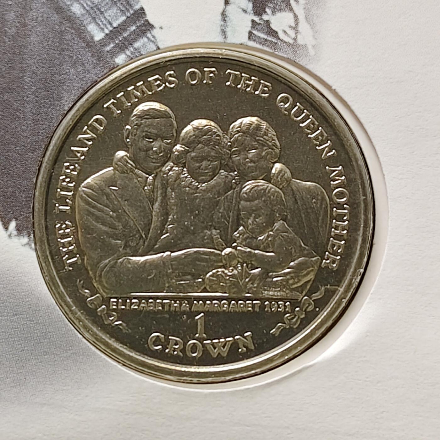 【全场包邮】纯粹捡漏拍482场（免费代拍第19场）-币封+套装+富兰克林（注意佣金） 【邮币封】马恩岛2000年1克朗女王母亲伊丽莎白皇太后人生中的重要时刻系列家庭克朗型纪念币邮币封