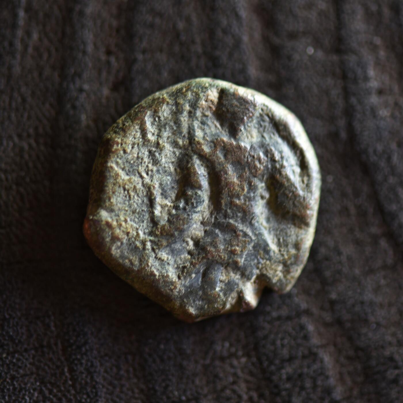 【良泉】【2025年最后一场】12月18日晚19.30点开拍！188组【直播场】西方古代钱币、丝路杂项、印章！ 公元247-267年【古印度】贵霜，婆湿色伽“湿婆瘤牛”铜币，5.98克