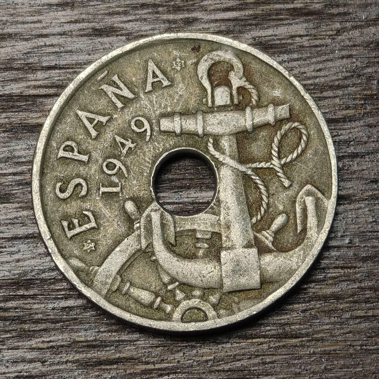 【铜匠收藏】★第134场★散币场，无佣金，30包邮。不满30元，支付5元运费。《接受代拍 代送NGC评级》 西班牙 1949年 50分 中孔币