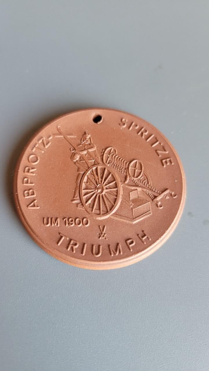 嘉宝良覃世界勋赏第18期拍卖 德国消防纪念陶章