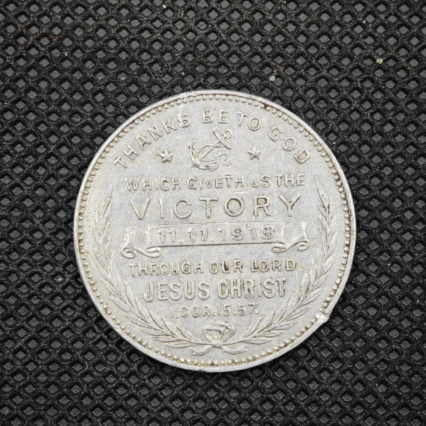 【淘币小摊】限时拍第八百一十六拍  纪念章场  满百包邮可预留两周  周一统一发货  英国1918年一战停战日纪念章直径29mm