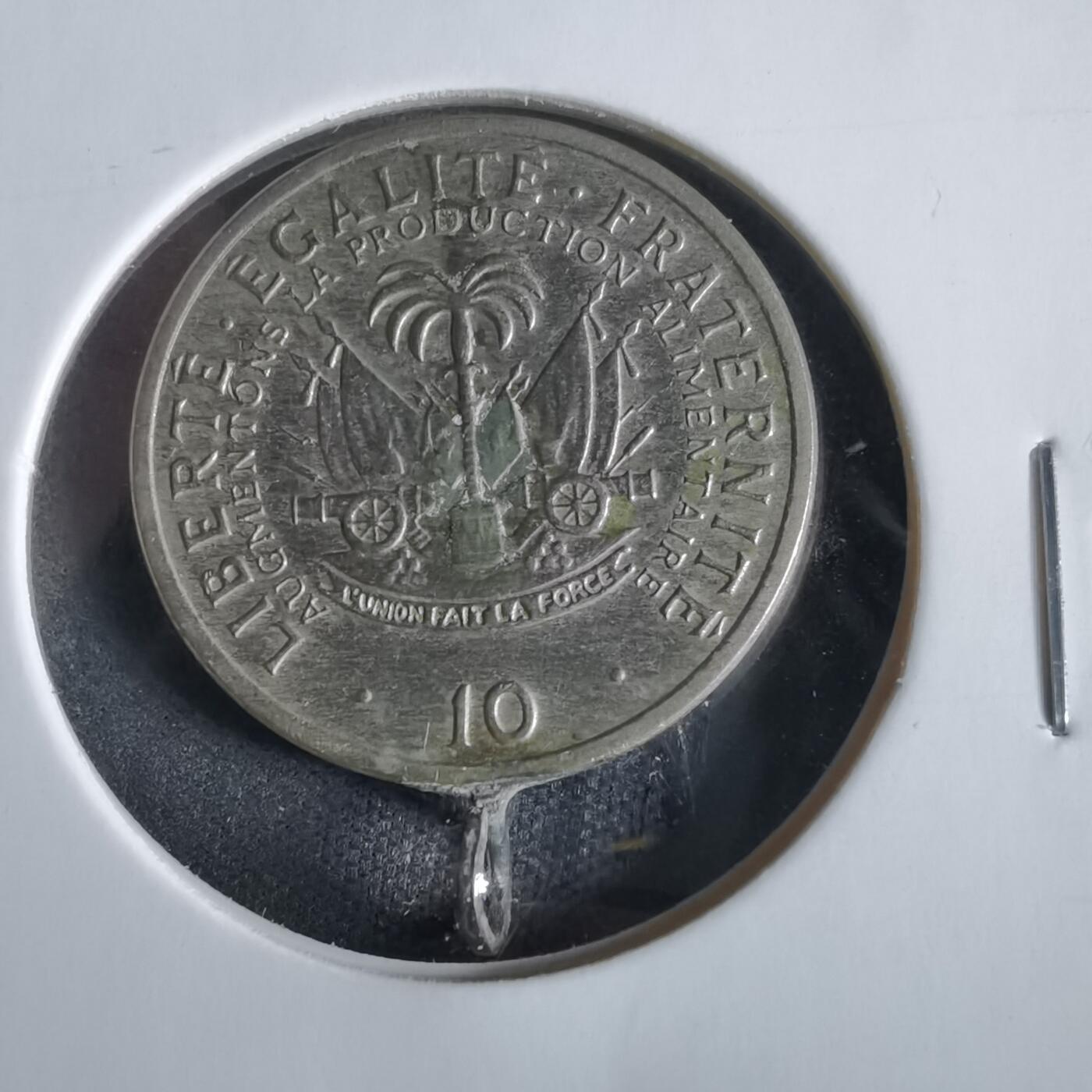 沼泽如烟--第919场 海地1975年十分挂件