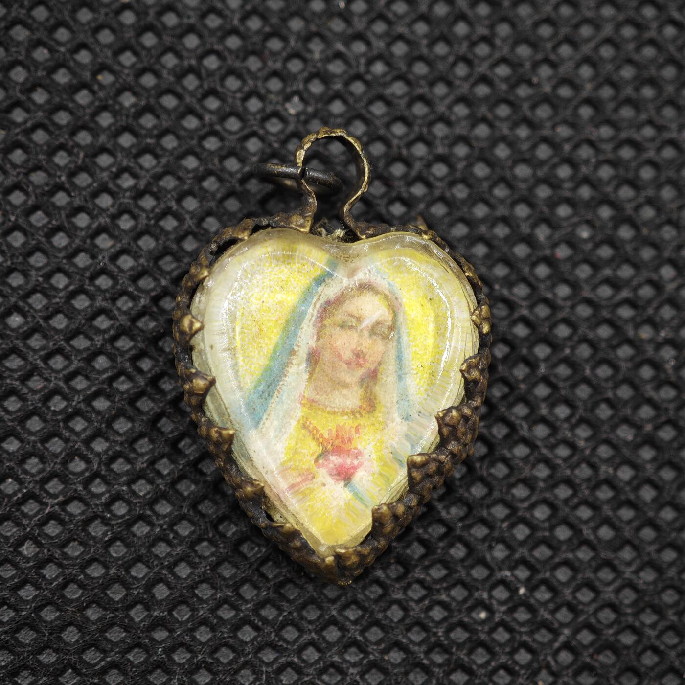 【淘币小摊】限时拍第八百一十六拍  纪念章场  满百包邮可预留两周  周一统一发货   基督圣母吊坠直径12mm