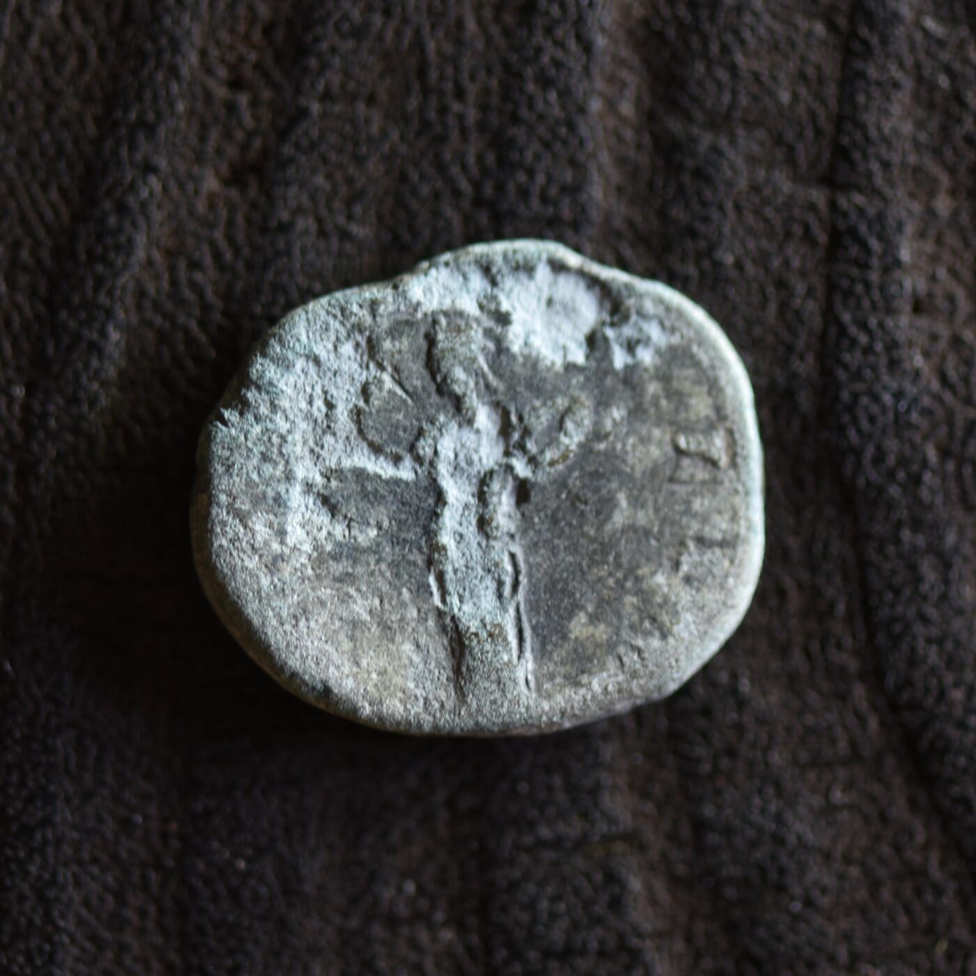 【良泉】【2025年最后一场】12月18日晚19.30点开拍！188组【直播场】西方古代钱币、丝路杂项、印章！ 【罕见边境币】公元193-211年【古罗马】尤利娅·多姆娜，2.25克