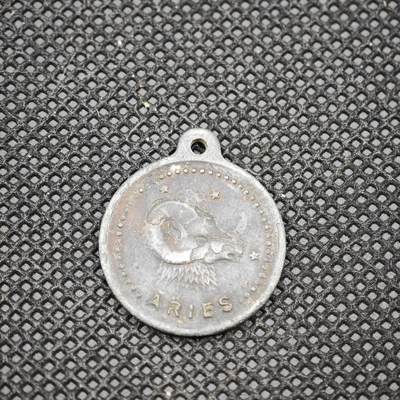 【淘币小摊】限时拍第八百一十六拍  纪念章场  满百包邮可预留两周  周一统一发货  - 星座纪念章直径21mm