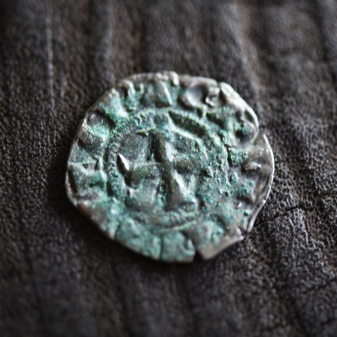 【良泉】【2025年最后一场】12月18日晚19.30点开拍！188组【直播场】西方古代钱币、丝路杂项、印章！ 【罕见】公元1316-1318年【中世纪·十字军】亚该亚公国女大公——“艾诺的玛蒂尔达”发行，第纳尔银币，0.65克