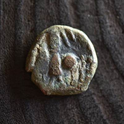 【良泉】【2025年最后一场】12月18日晚19.30点开拍！188组【直播场】西方古代钱币、丝路杂项、印章！ - 公元247-267年【古印度】贵霜，婆湿色伽“湿婆瘤牛”铜币，5.98克