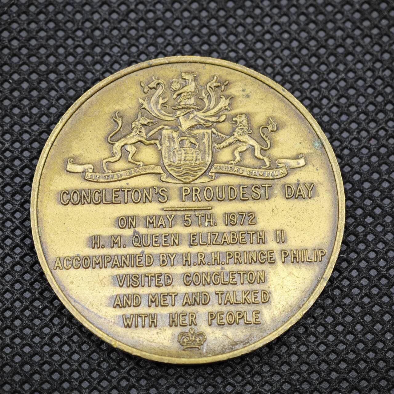 【淘币小摊】限时拍第八百一十六拍  纪念章场  满百包邮可预留两周  周一统一发货   康格尔顿自治市宪章700周年周年纪念章直径38mm