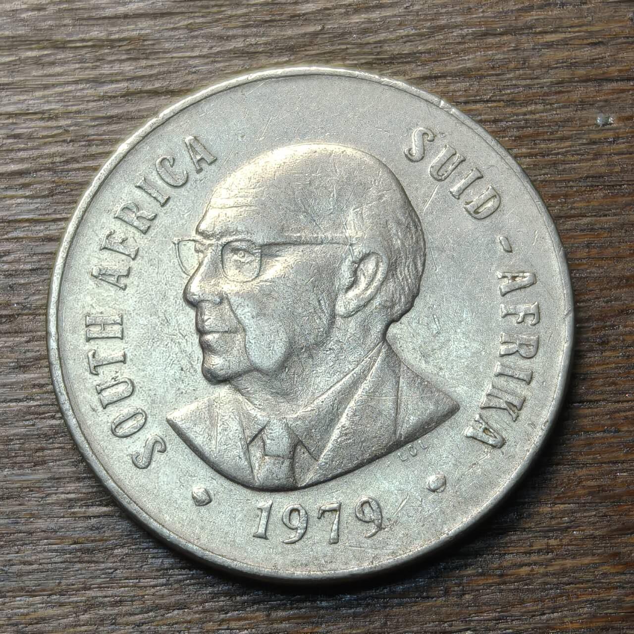 【铜匠收藏】★第134场★散币场，无佣金，30包邮。不满30元，支付5元运费。《接受代拍 代送NGC评级》 南非 1979年 50分 迪德里希斯总统 镍币