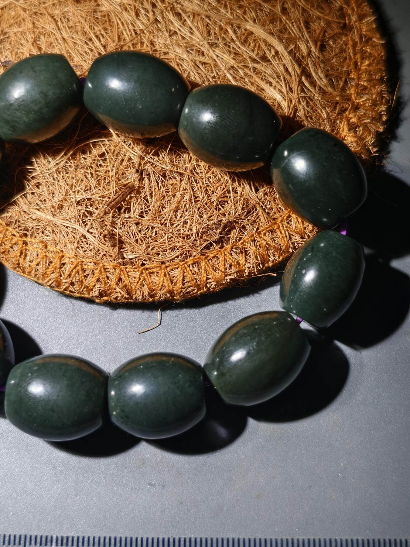 90期回流戒指饰品杂件纪念章丝路钱币专场 和田青玉手串