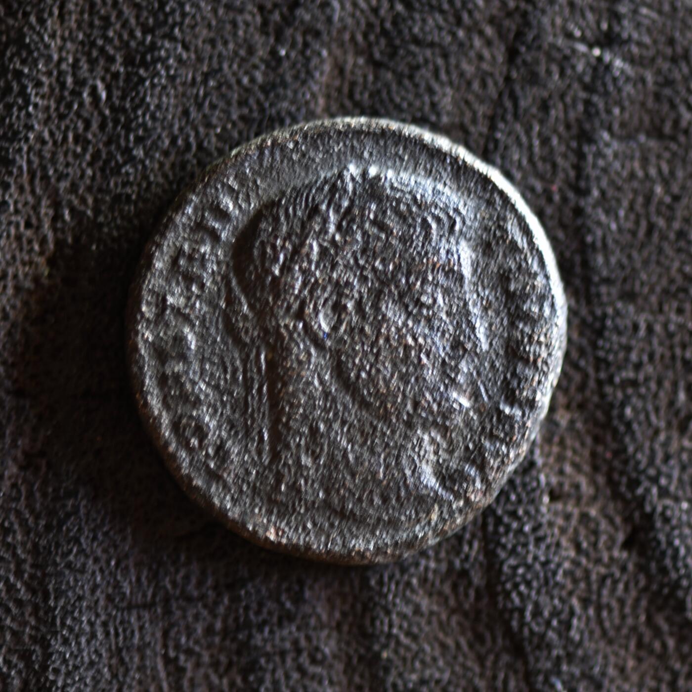 【良泉】【2025年最后一场】12月18日晚19.30点开拍！188组【直播场】西方古代钱币、丝路杂项、印章！ 公元320年【古罗马】君士坦丁大帝“誓愿二十年”铜币，萨塞洛尼基亚造币厂，2.93克