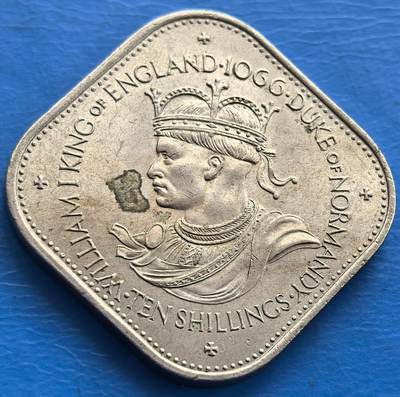 外国优质老铜币银币，周六九点倒数截拍，满百包邮，可寄存半年，喜欢朋友微信扫描二维码可直接参拍 - 根西1966年10先令纪念币