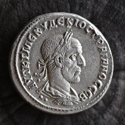 【良泉】【2025年最后一场】12月18日晚19.30点开拍！188组【直播场】西方古代钱币、丝路杂项、印章！ - 【极美品】11.22克，公元249-251年【古罗马】叙利亚行省，图拉真·德西乌斯，四德拉克马