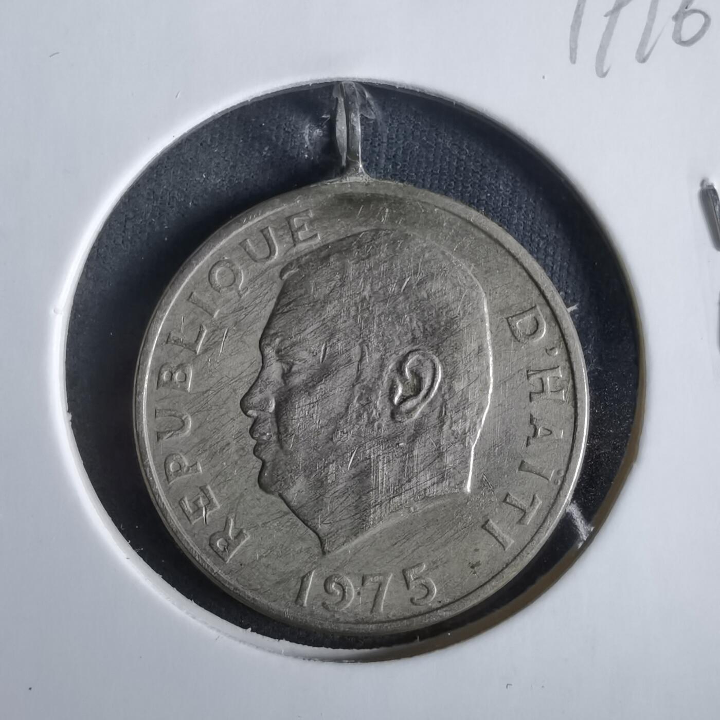 沼泽如烟--第919场 海地1975年十分挂件