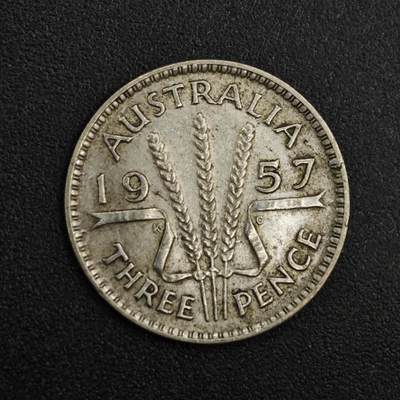 【淘币小摊】实时拍第八百一十四拍   散币场   满百包邮可预留二周 每周一统一发货   - 澳大利亚1957年伊丽莎白二世3便士银币