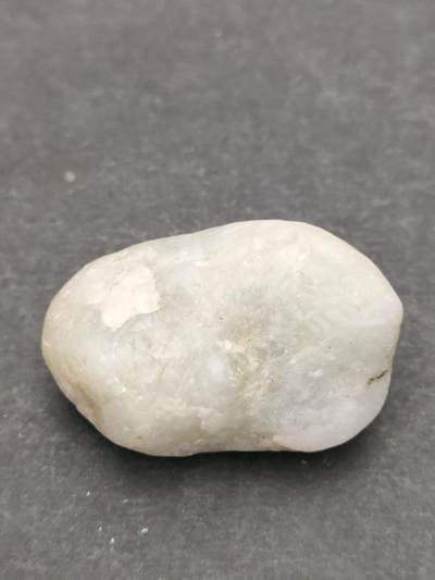 猩哥外币小铺➨【第204场】 - 和田玉原石15克