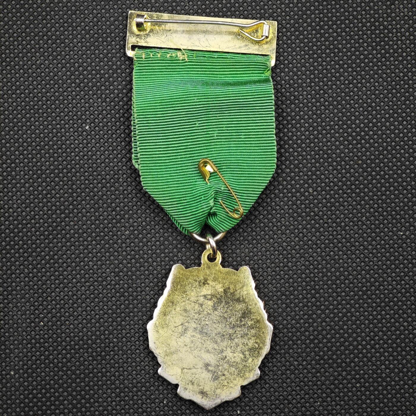 【淘币小摊】限时拍第八百一十六拍  纪念章场  满百包邮可预留两周  周一统一发货   拉什克利夫保龄球俱乐部（Rushcliffe BC）主席职位奖章直径34mm