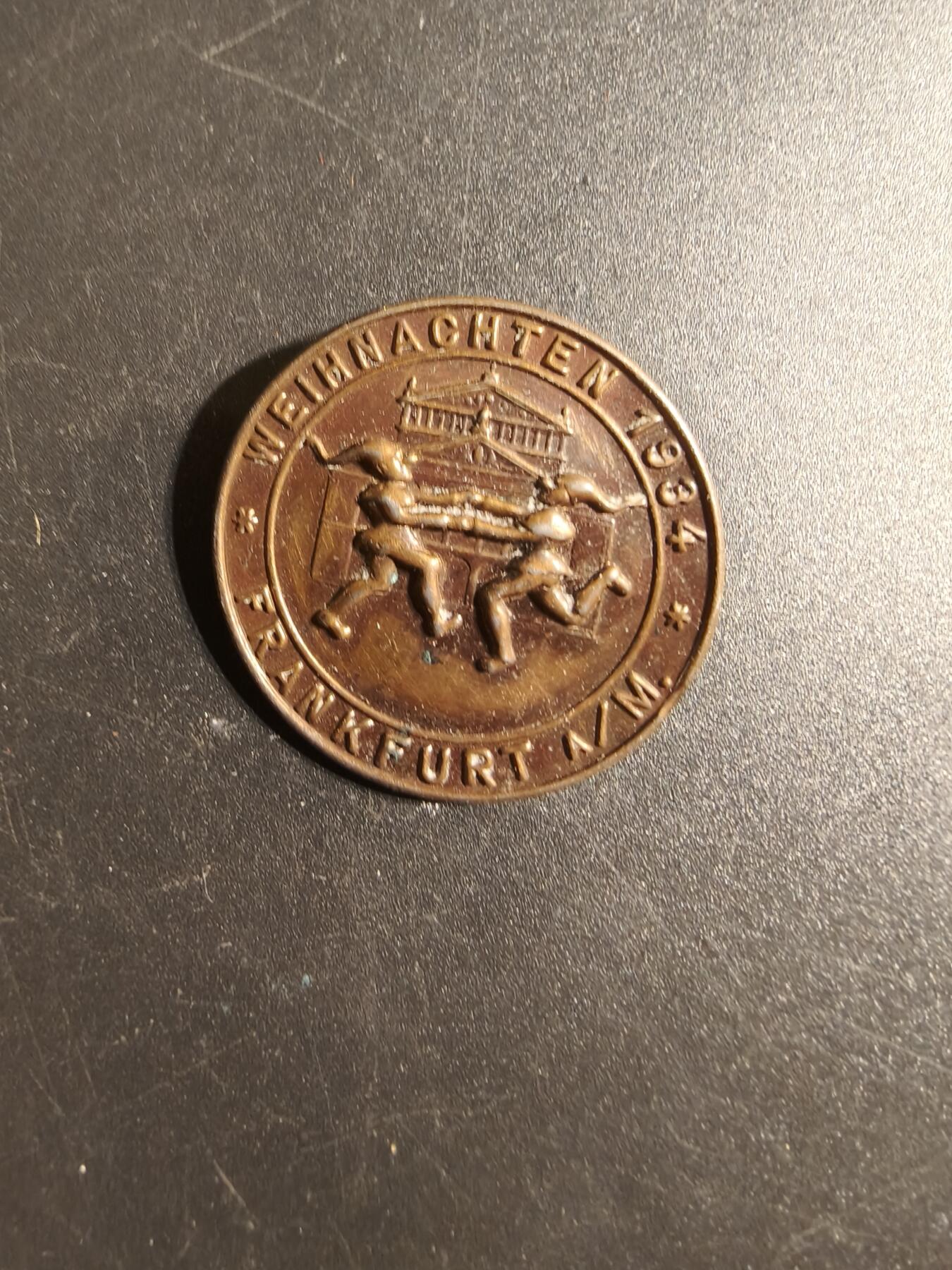 老王徽章第167期 德三1934 年法兰克福/美因河畔圣诞节证章