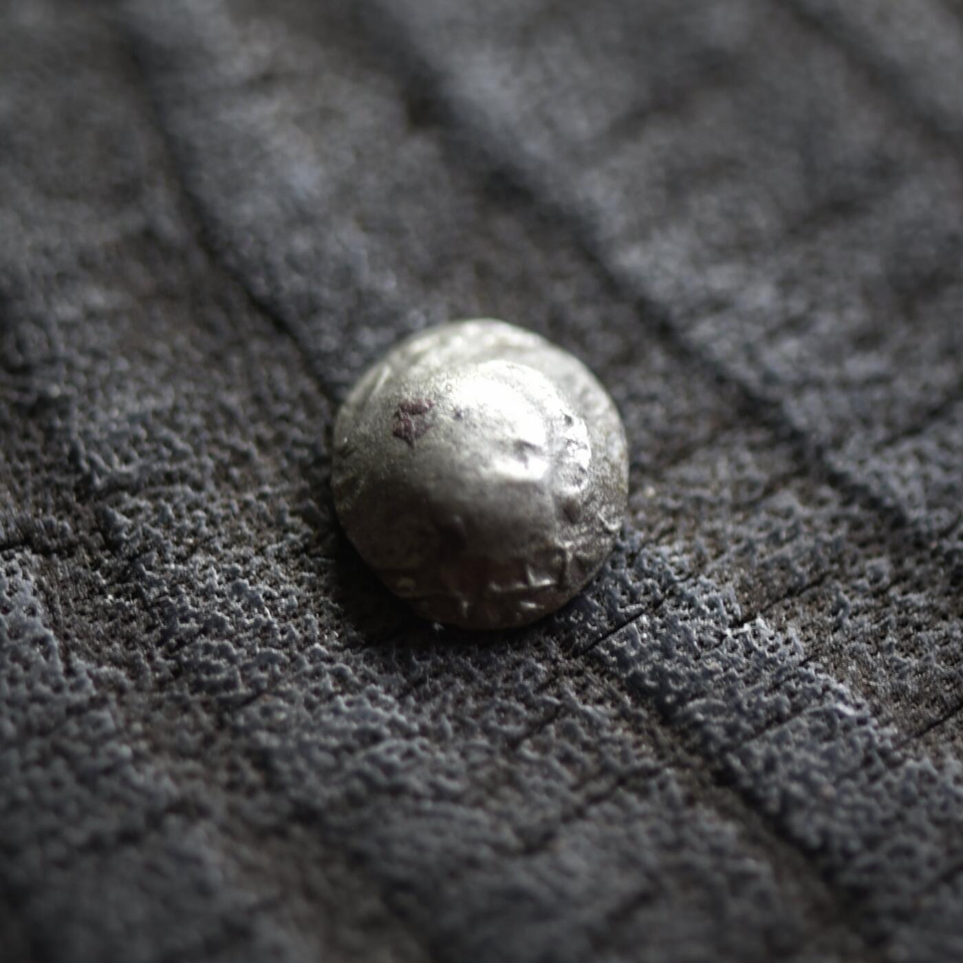 【良泉】【2025年最后一场】12月18日晚19.30点开拍！188组【直播场】西方古代钱币、丝路杂项、印章！ 公元100-120年【南阿拉伯半岛】萨巴和希木叶尔王国，阿姆丹王【碟形】1/4标准【微型】银币，0.26克