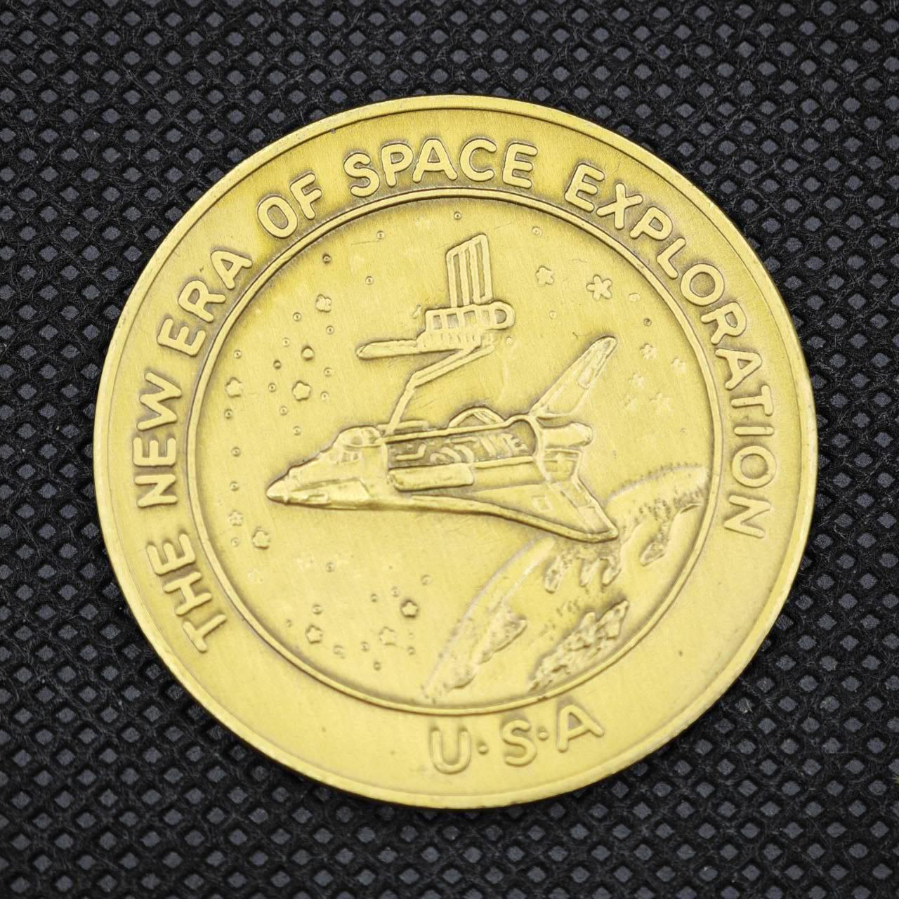 【淘币小摊】限时拍第八百一十六拍  纪念章场  满百包邮可预留两周  周一统一发货  肯尼迪航天中心纪念章 直径39mm