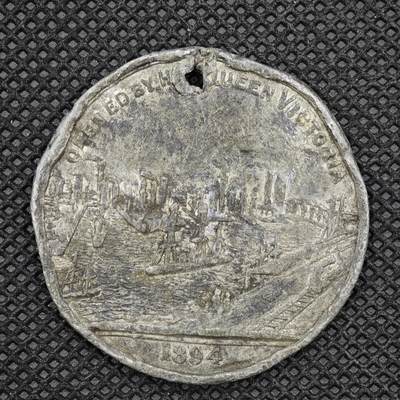 【淘币小摊】限时拍第八百一十六拍  纪念章场  满百包邮可预留两周  周一统一发货  -  英国维多利亚纪念章直径39mm