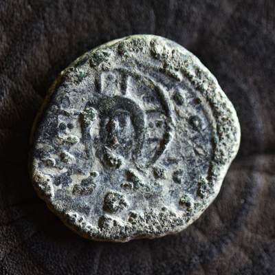 【良泉】【2025年最后一场】12月18日晚19.30点开拍！188组【直播场】西方古代钱币、丝路杂项、印章！ - 公元969-976年【拜占庭】约翰一世，A类无名富力，铜币，7.06克