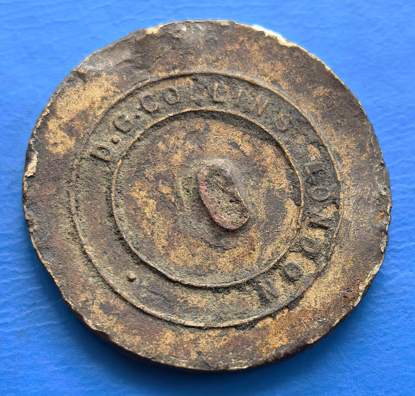 外国优质老铜币银币，周六九点倒数截拍，满百包邮，可寄存半年，喜欢朋友微信扫描二维码可直接参拍 英国1914年一战时期战争服务纪念章