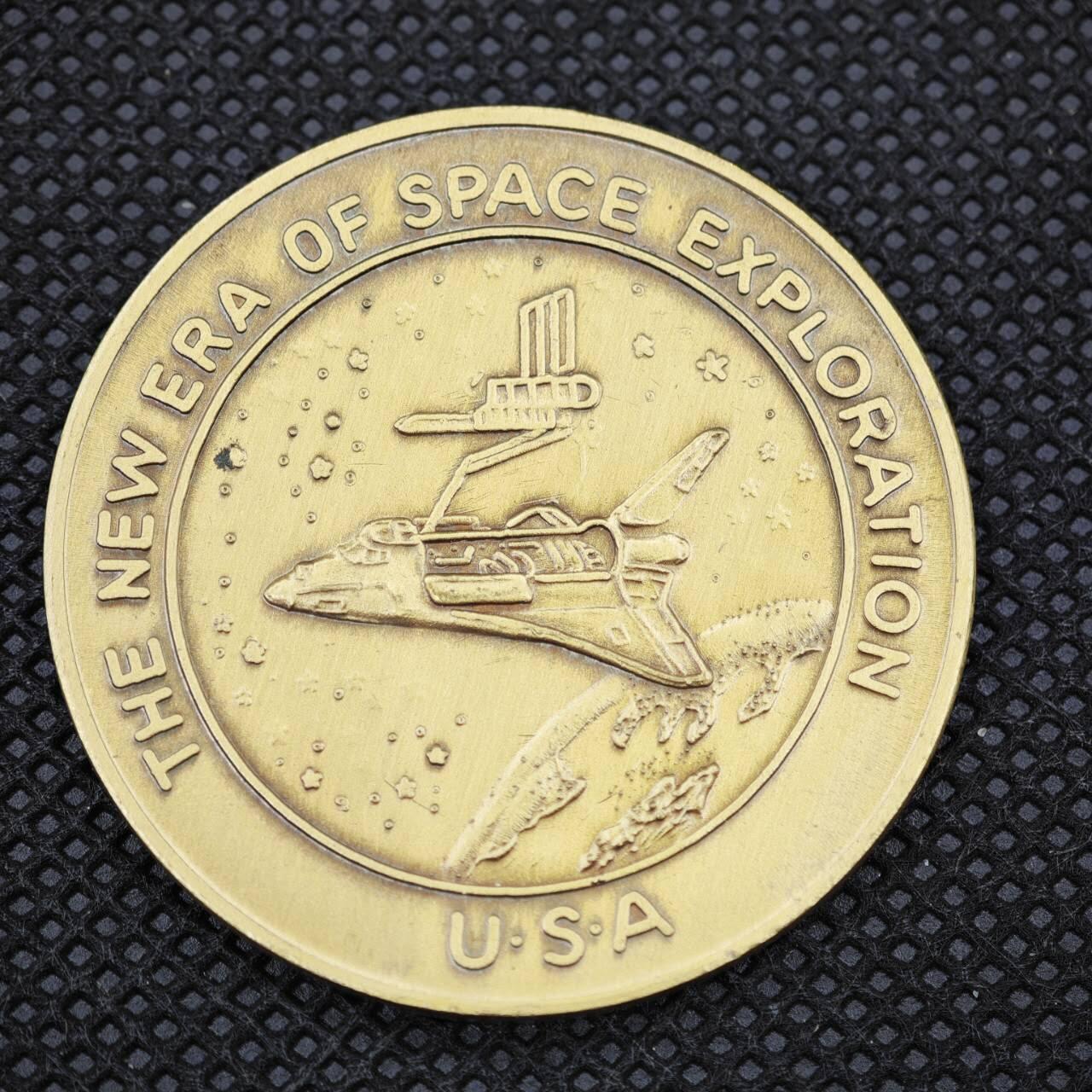 【淘币小摊】限时拍第八百一十六拍  纪念章场  满百包邮可预留两周  周一统一发货  肯尼迪航天中心纪念章 直径39mm