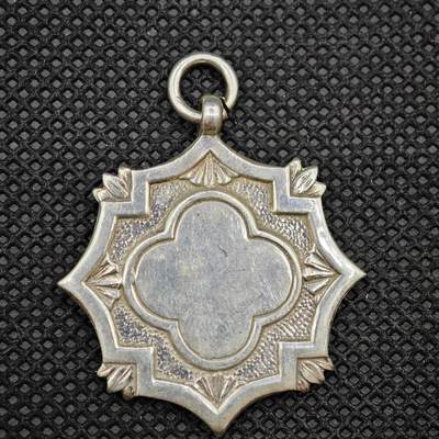 【淘币小摊】限时拍第八百一十六拍  纪念章场  满百包邮可预留两周  周一统一发货  -  英国吊坠直径33mm