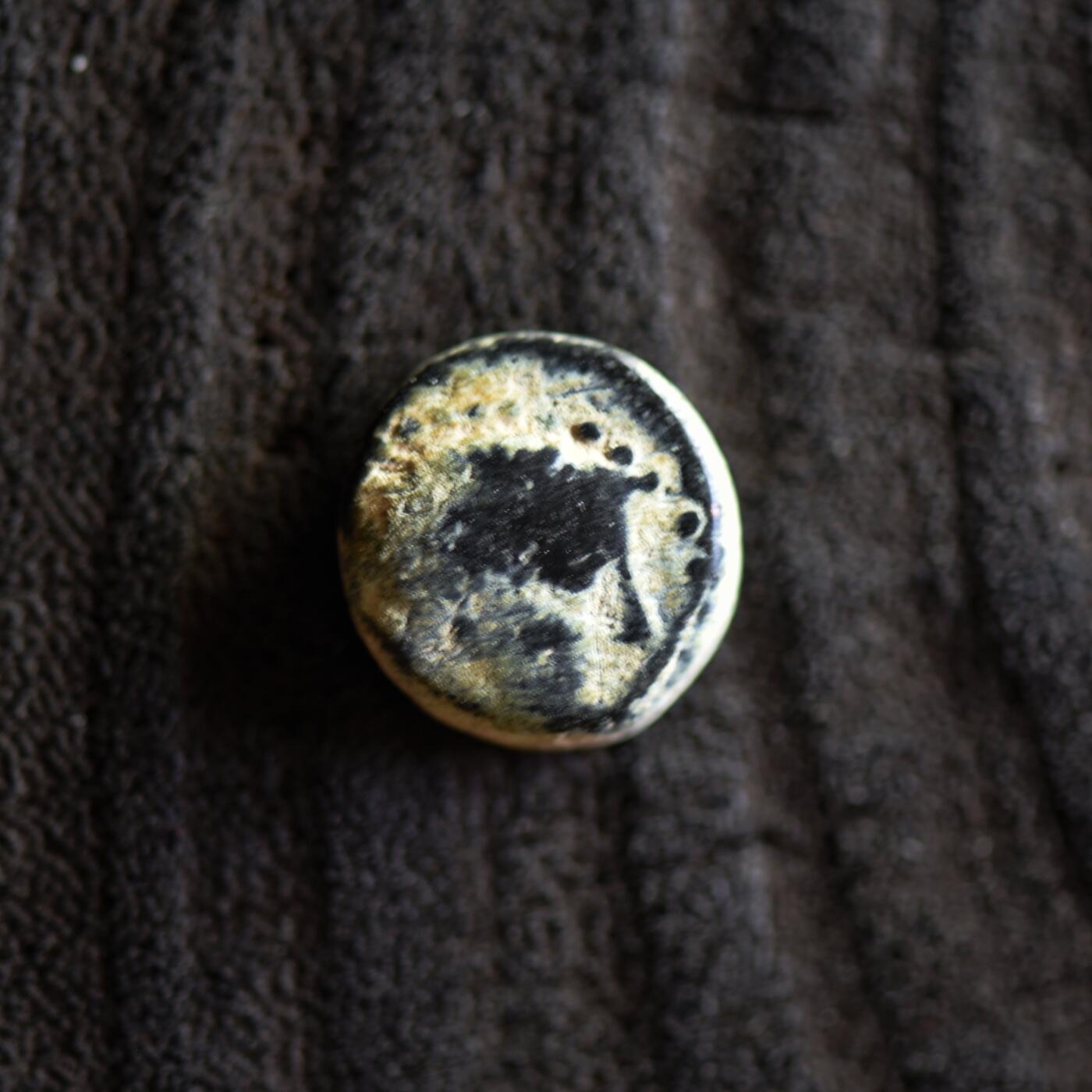 【良泉】【2025年最后一场】12月18日晚19.30点开拍！188组【直播场】西方古代钱币、丝路杂项、印章！ 【沙漠坑 黑漆古】公元前1世纪【古希腊】阿波罗铜币，2.13克