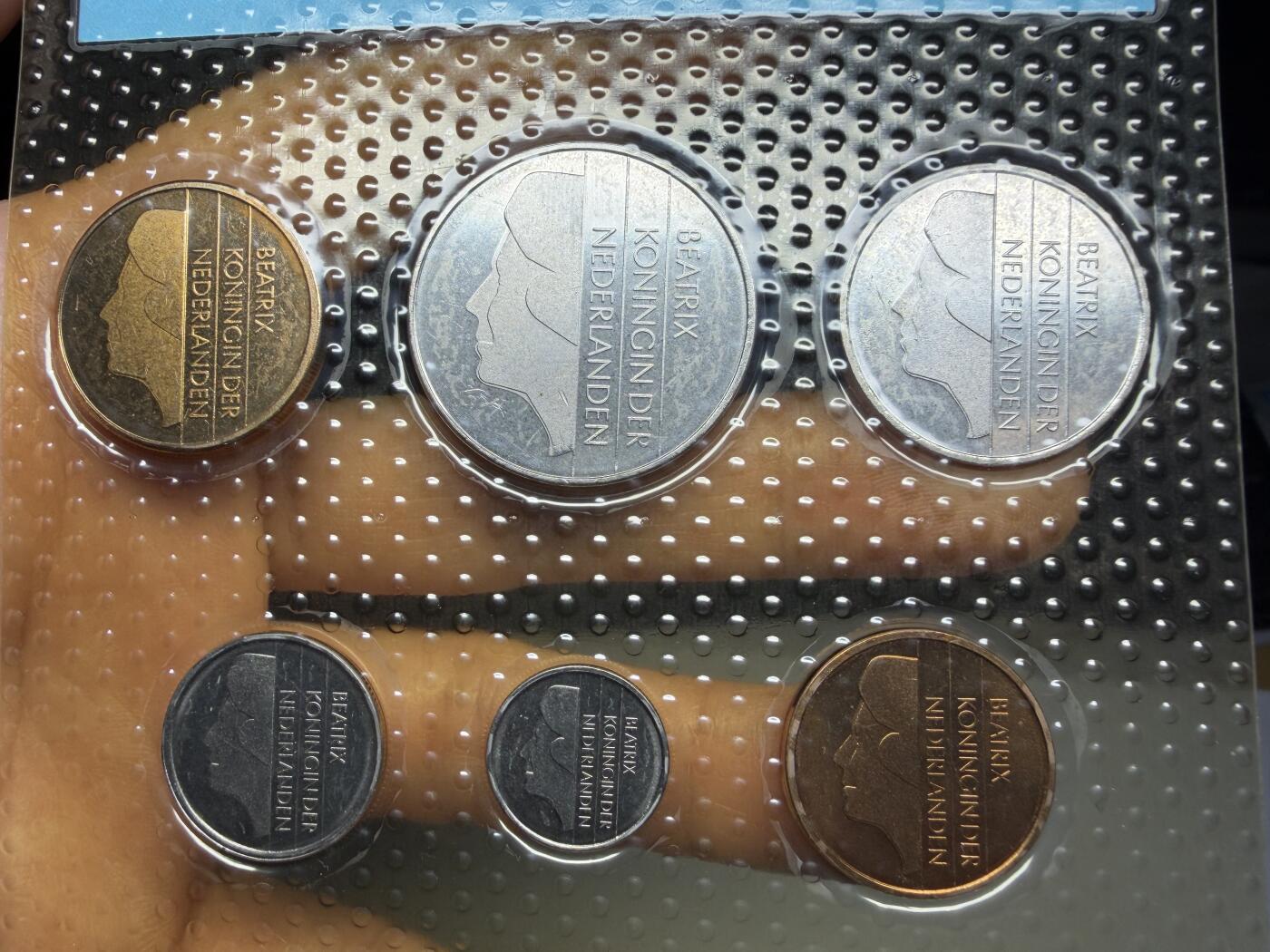 2025年集古藏今外币拍卖第十期-第10场—（总第290拍-纸币专场），本期拍完结算一次，发货时间2-3天，休息几天后继续新的一期拍卖。