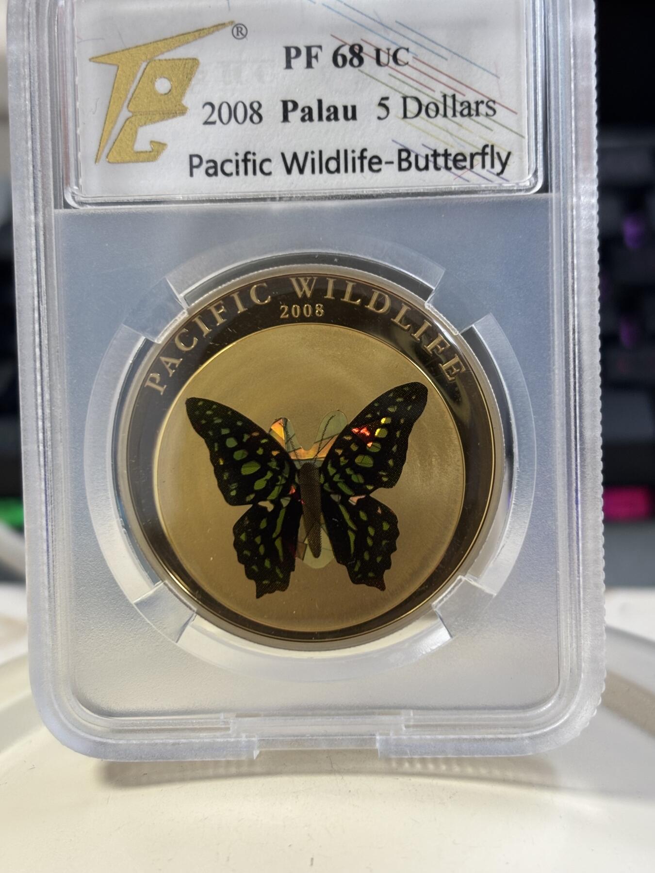 第184期拍卖 获奖帕劳2008年蝴蝶动物系列绿蝴蝶棱镜幻彩银币TQC-PF68，世界最美25种钱币之一，925银，25克，发行2500枚