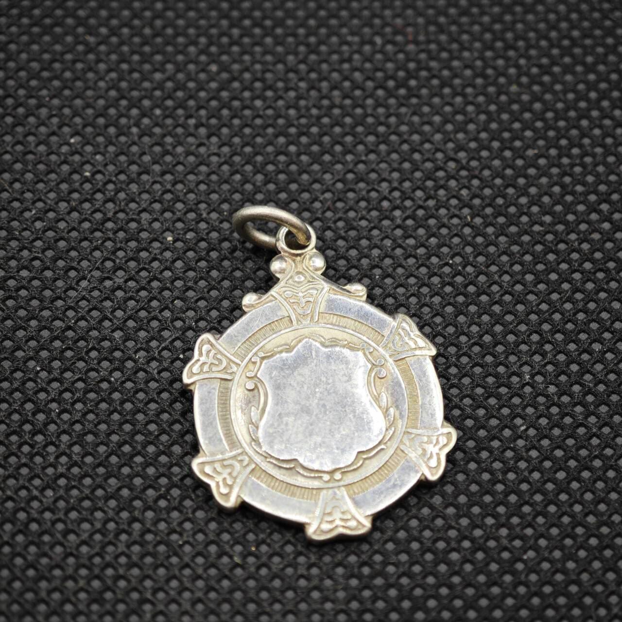 【淘币小摊】限时拍第八百一十六拍  纪念章场  满百包邮可预留两周  周一统一发货   英国 1968年B.B.S.D“友好精神”纪念章直径25mm