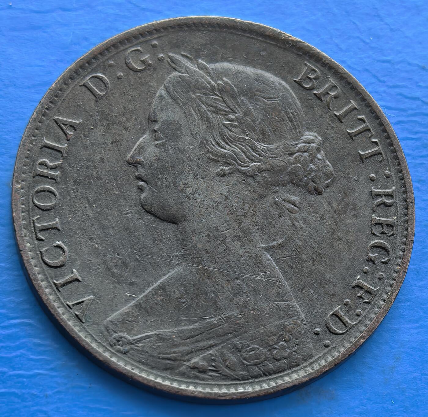 外国优质老铜币银币，周六九点倒数截拍，满百包邮，可寄存半年，喜欢朋友微信扫描二维码可直接参拍 英国1861年半便士维多利亚青年版