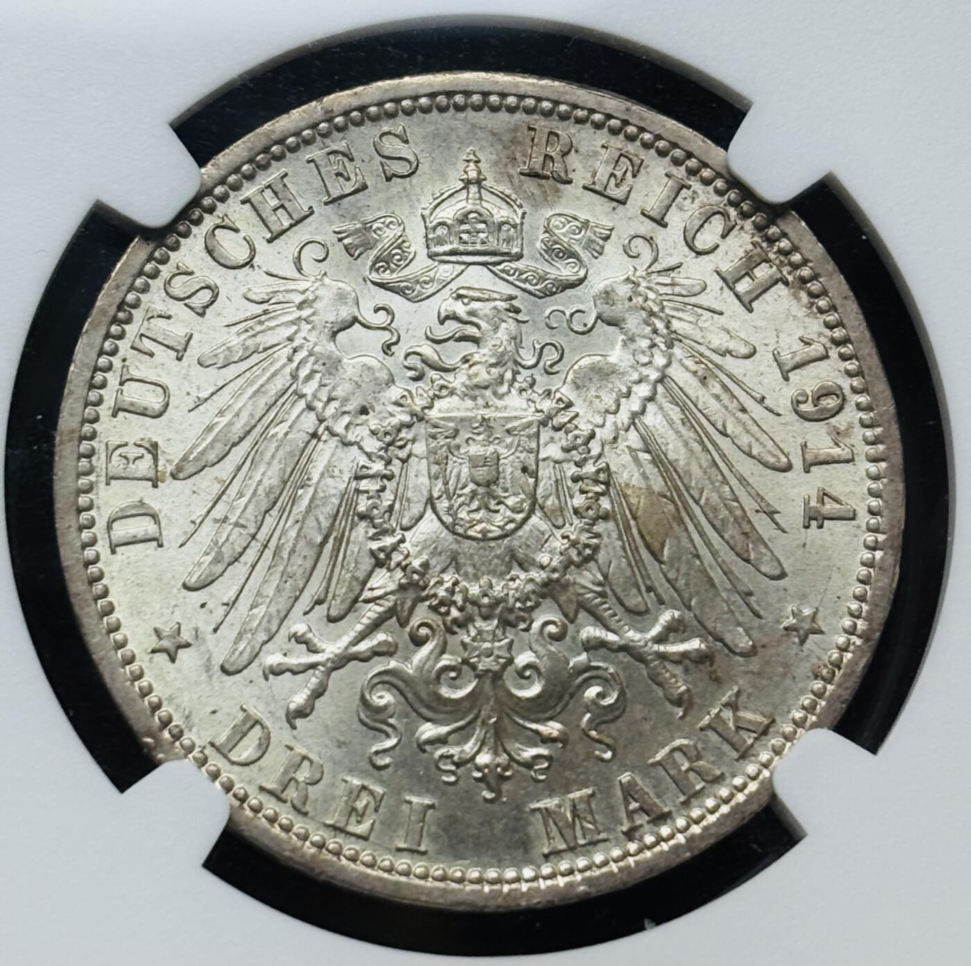 文馨钱币收藏第 283 场，【大雪鉴珍，寒英缀金】金银纪念币精品场，诚邀您的参与【长期接代拍品】 少见 1914 年德国图鲁士国王威廉二世戎装 5 马克大银币 NGC 评级 MS62 分，带点黄油包浆又不失车轮转光感，丝滑清晰