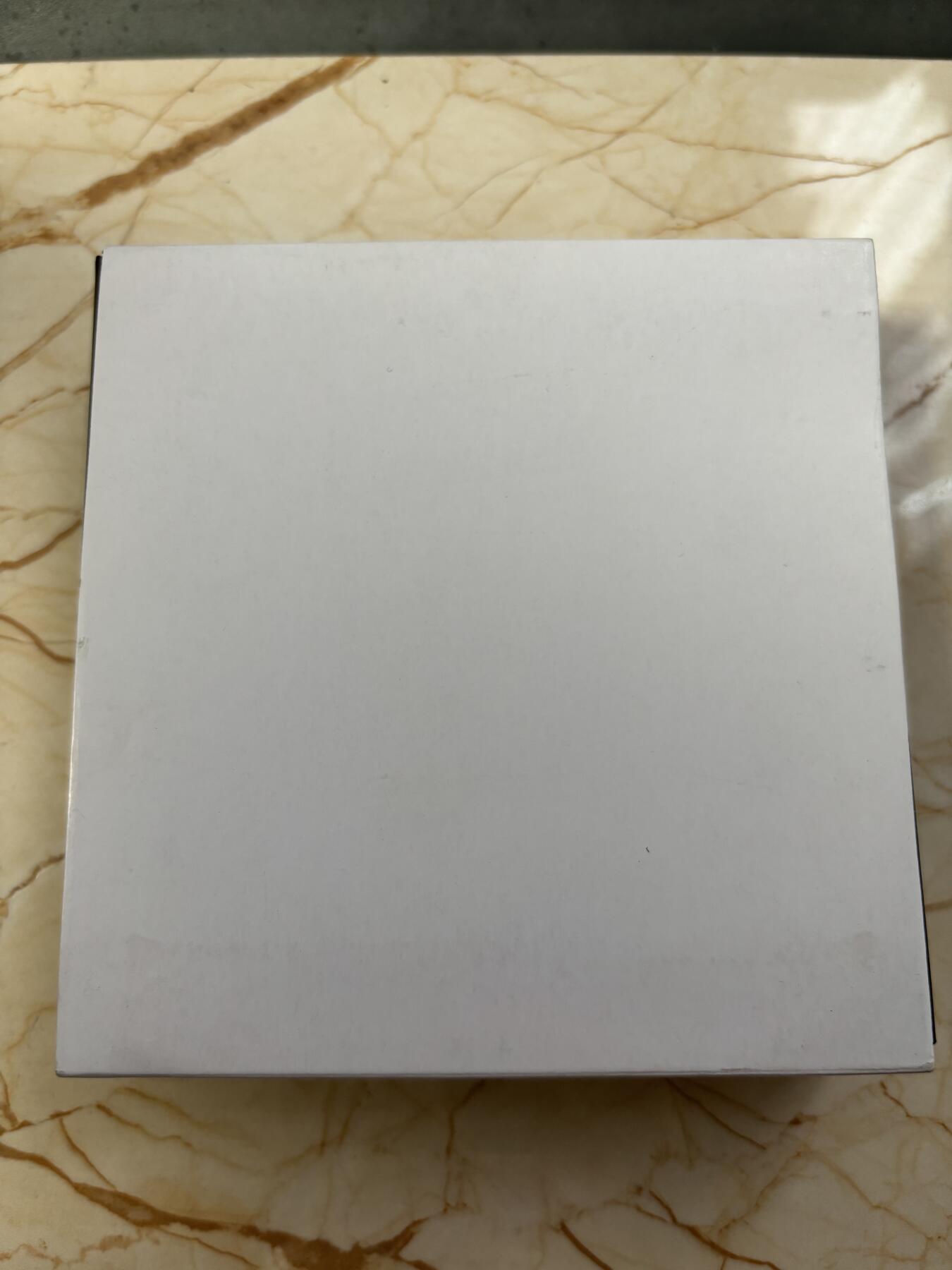 第184期拍卖 帕劳2023年刺绣系列首枚克里姆特吻3盎司纪念彩色银币，999银，发行499枚