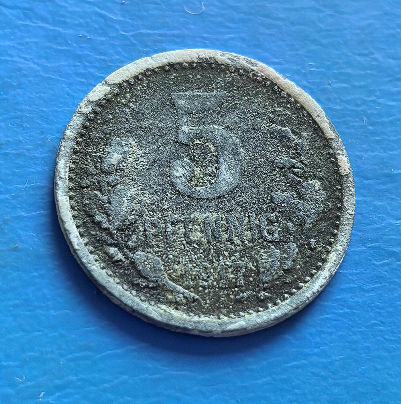 外国优质老铜币银币，周六九点倒数截拍，满百包邮，可寄存半年，喜欢朋友微信扫描二维码可直接参拍 德国伊瑟隆市1917年5芬尼