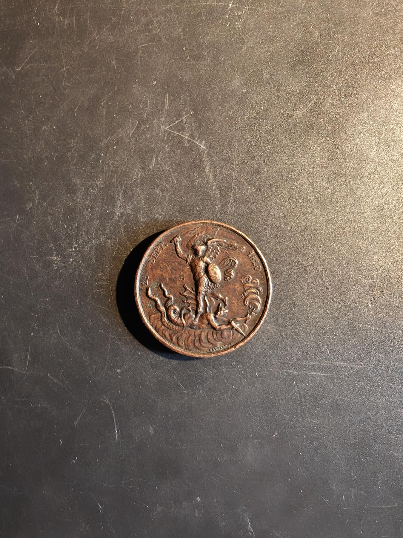 老王徽章第167期 法国1820年王位继承人波尔多公爵出生大铜章     原铸无边铭     直径36mm.    重量32.9g