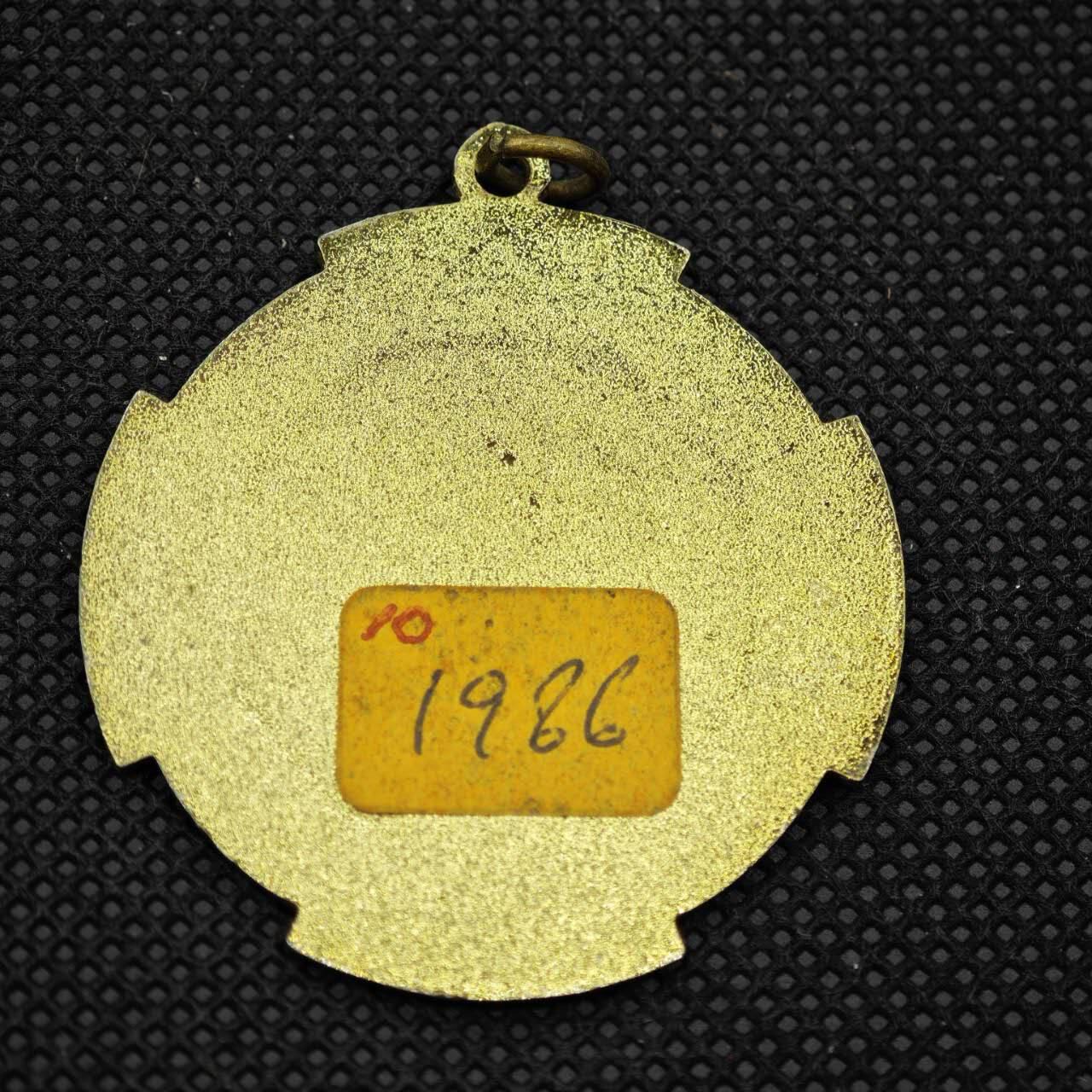 【淘币小摊】限时拍第八百一十六拍  纪念章场  满百包邮可预留两周  周一统一发货   英国长跑纪念章直径43mm