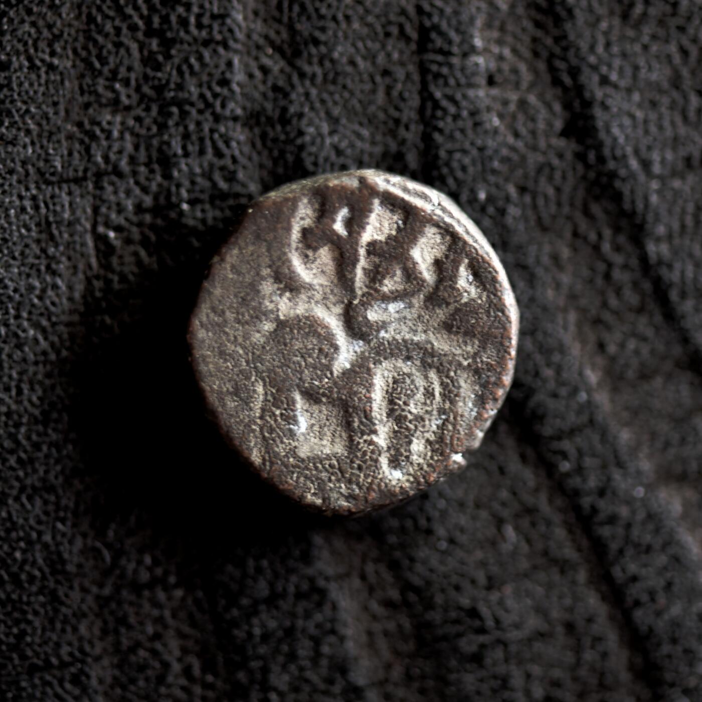 【良泉】【2025年最后一场】12月18日晚19.30点开拍！188组【直播场】西方古代钱币、丝路杂项、印章！ 公元1220-1231年【花剌子模】末代汗王——扎兰丁·明布尔努，骑士/瘤牛吉塔尔，3.03克