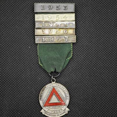 【淘币小摊】限时拍第八百一十六拍  纪念章场  满百包邮可预留两周  周一统一发货  -  1953-1957年安全驾驶竞赛司机奖章直径28mm