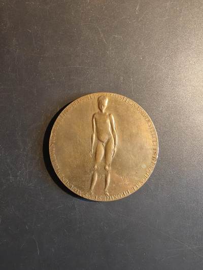 老王徽章第167期 - 1958年比利时布鲁塞尔国际博览会大铜章      直径70mm.    重量130g