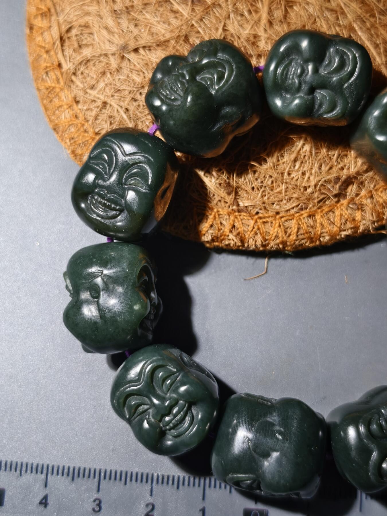 90期回流戒指饰品杂件纪念章丝路钱币专场 新疆和田手串