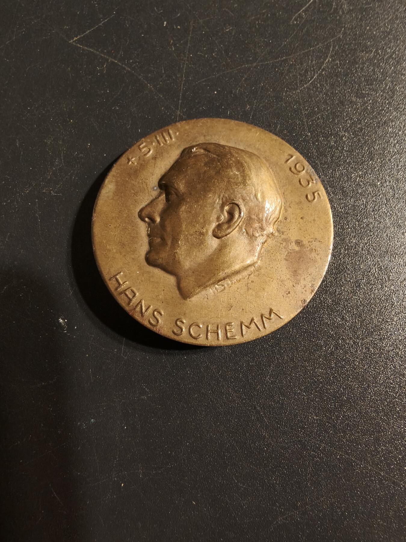 老王徽章第167期 德三教育家汉斯·舍姆证章