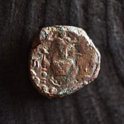 【良泉】【2025年最后一场】12月18日晚19.30点开拍！188组【直播场】西方古代钱币、丝路杂项、印章！ - 公元267-270年【贵霜】迦腻色伽三世“财富女神”铜币，8.04克