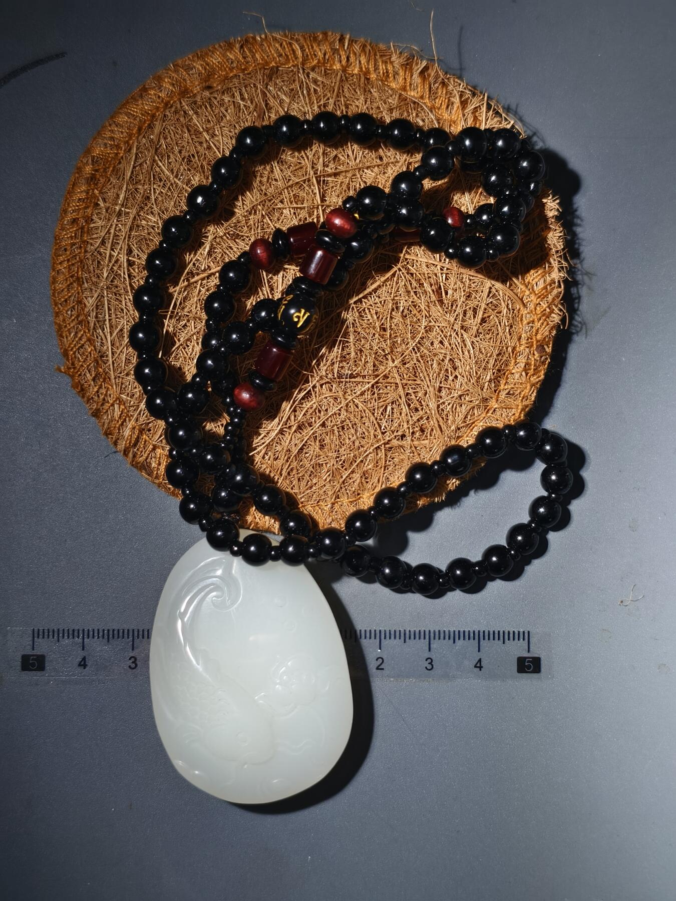 90期回流戒指饰品杂件纪念章丝路钱币专场 和田白玉