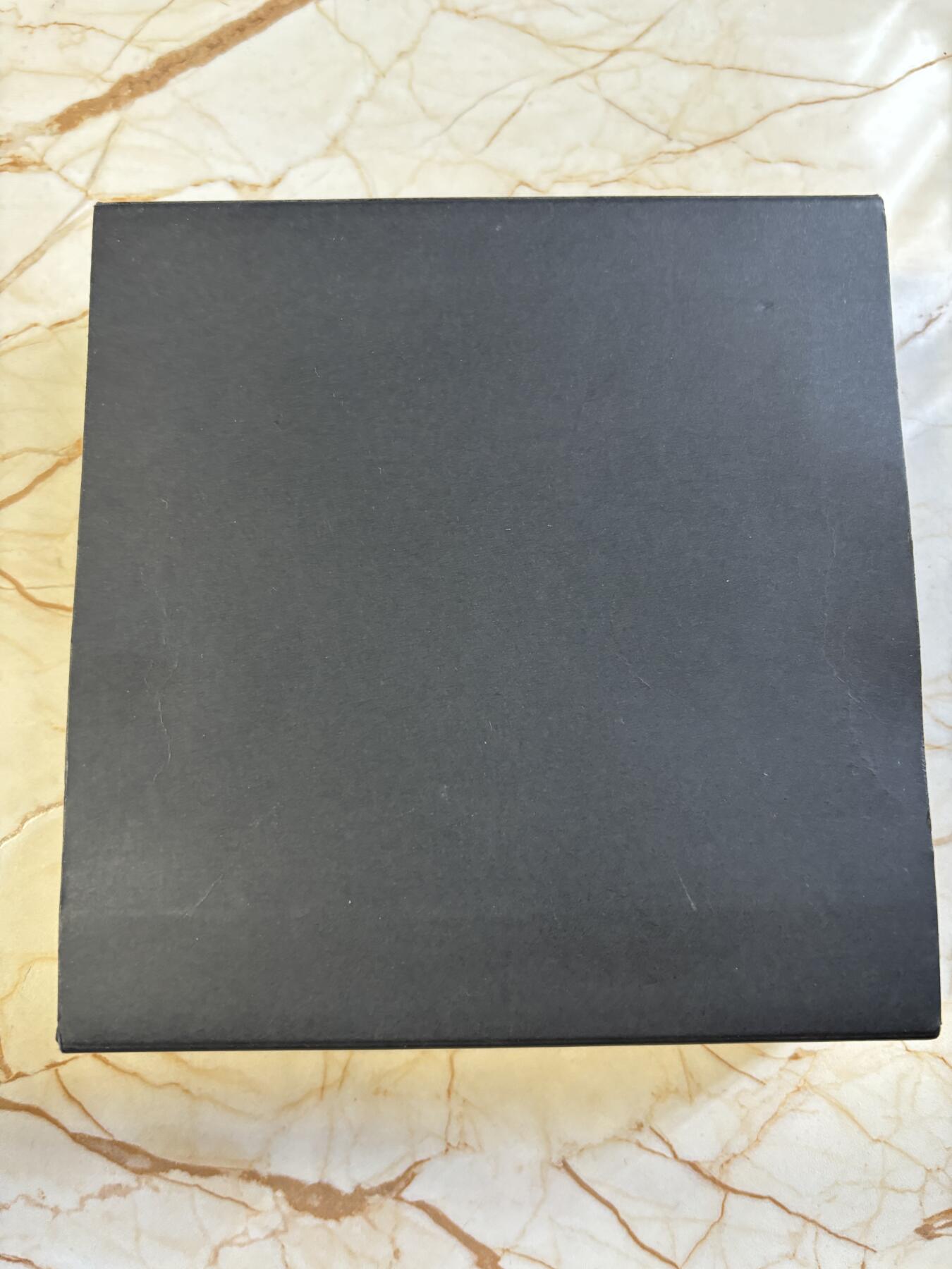 第184期拍卖 喀麦隆2022年皮尔森啤酒1盎司彩色精制纪念银币，999银，1盎司，