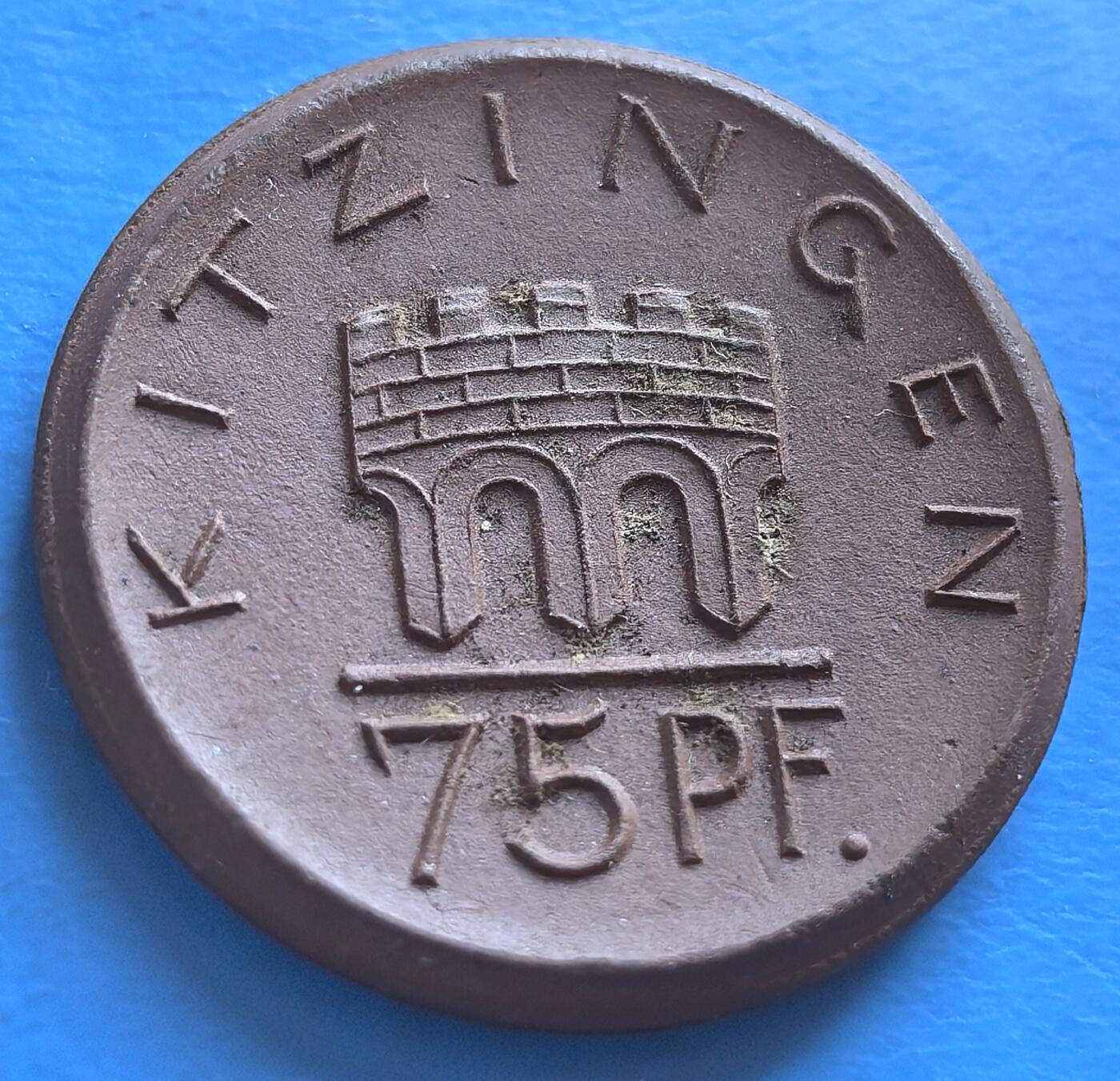 外国优质老铜币银币，周六九点倒数截拍，满百包邮，可寄存半年，喜欢朋友微信扫描二维码可直接参拍 德国基钦根县1921年葡萄75芬尼，边有小磕